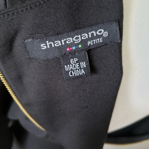 Classy little back dress - Picture 5 of 6